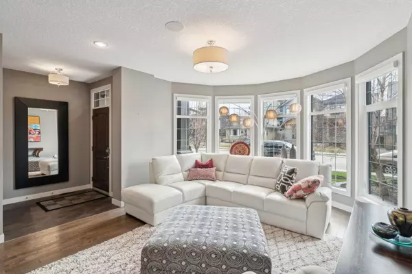 Calgary, AB T2N 0H6,2520 2 AVE NW