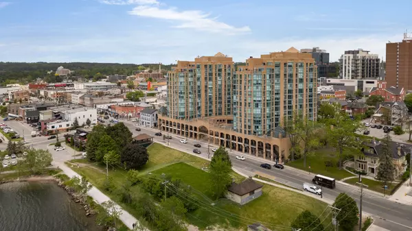 Barrie, ON L4M 6H1,150 Dunlop ST E #1206
