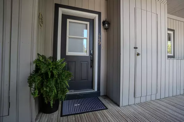Collingwood, ON L9Y 5C7,449 Mariners WAY
