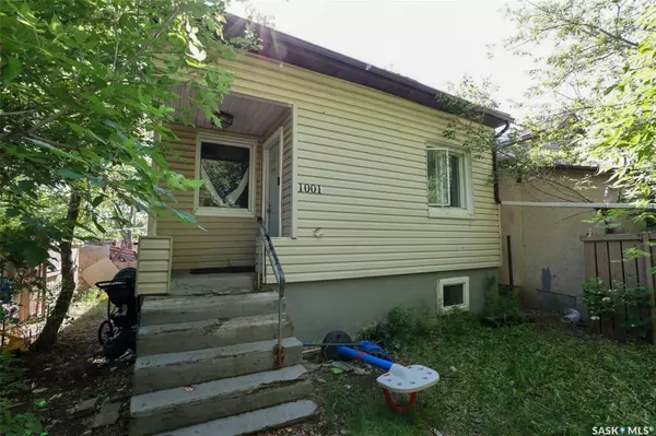 1001 Robinson STREET, Regina, SK S4T 2M8