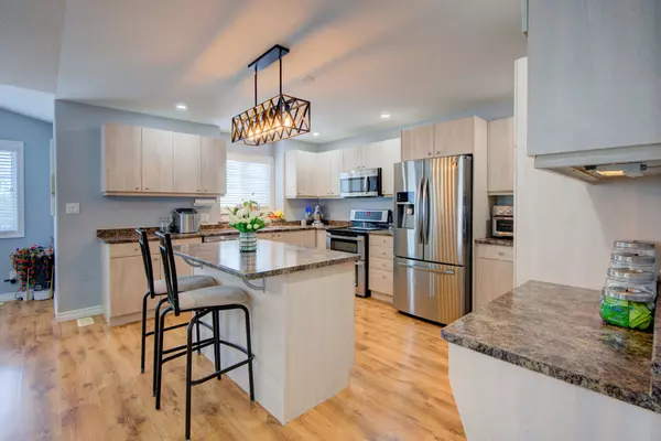 Kingston, ON K7K 5B4,46 Wiley ST