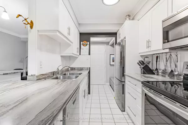 Hamilton, ON L8L 1J1,482 James ST N #104