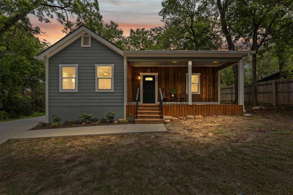 Weatherford, TX 76086,309 Soward Avenue