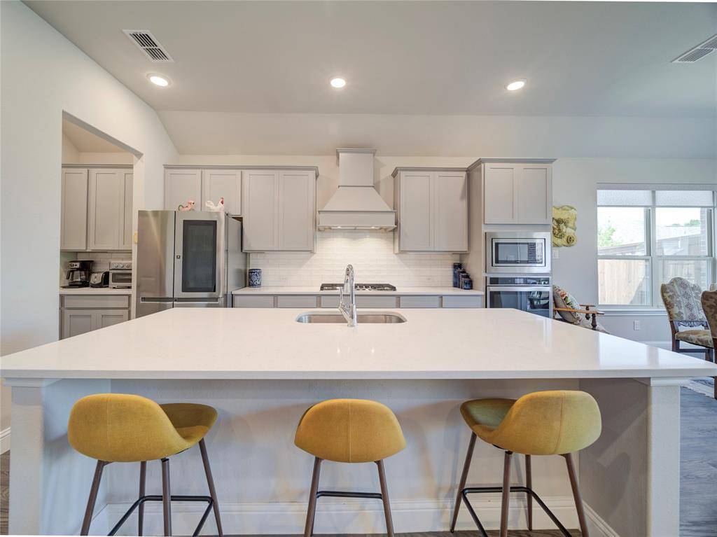 Little Elm, TX 75068,1112 Diamond Dove Drive