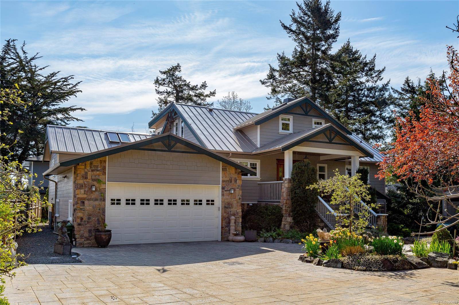 Sidney, BC V8L 2K2,2545 Beaufort Rd