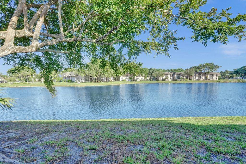 Sunrise, FL 33351,3532 NW 95th Ter #4T