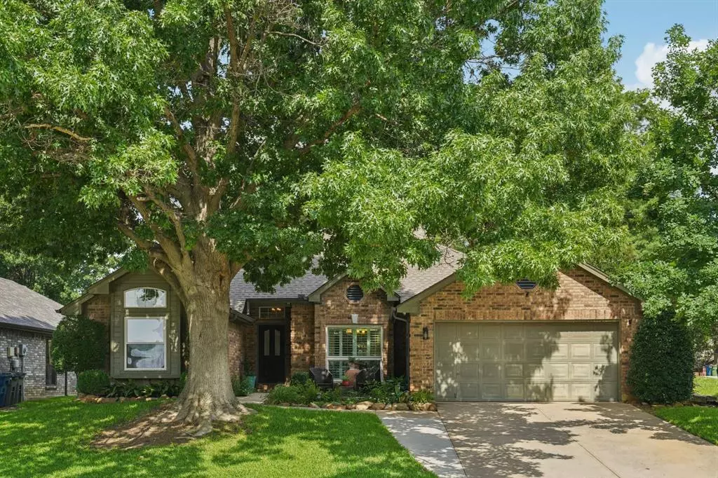 Grapevine, TX 76051,5229 Brettenmeadow Drive