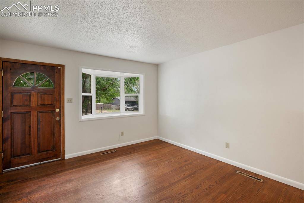 Colorado Springs, CO 80910,719 Winnepeg DR