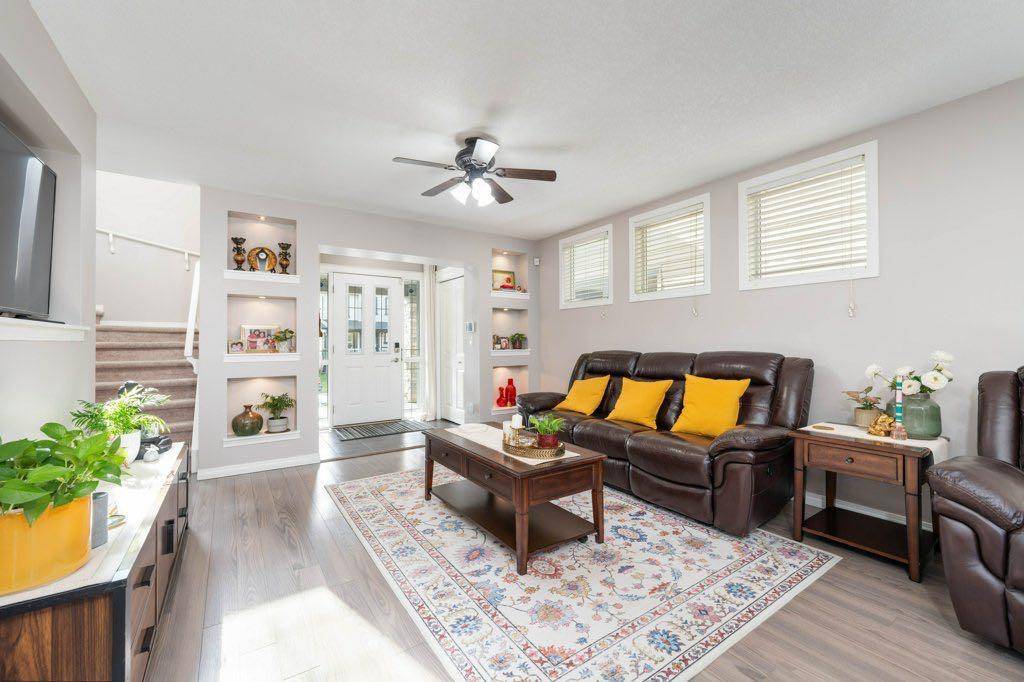 Calgary, AB T3N 0L9,44 Skyview Ranch LN Northeast