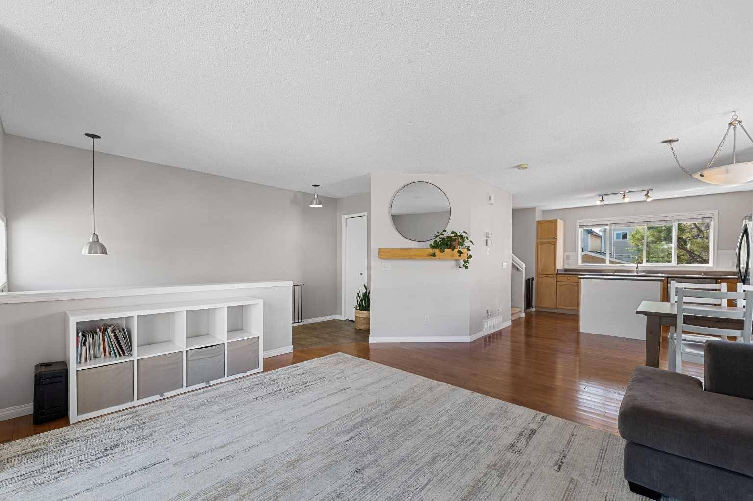 Calgary, AB T3L 2R4,127 Tuscany Springs GDNS NW