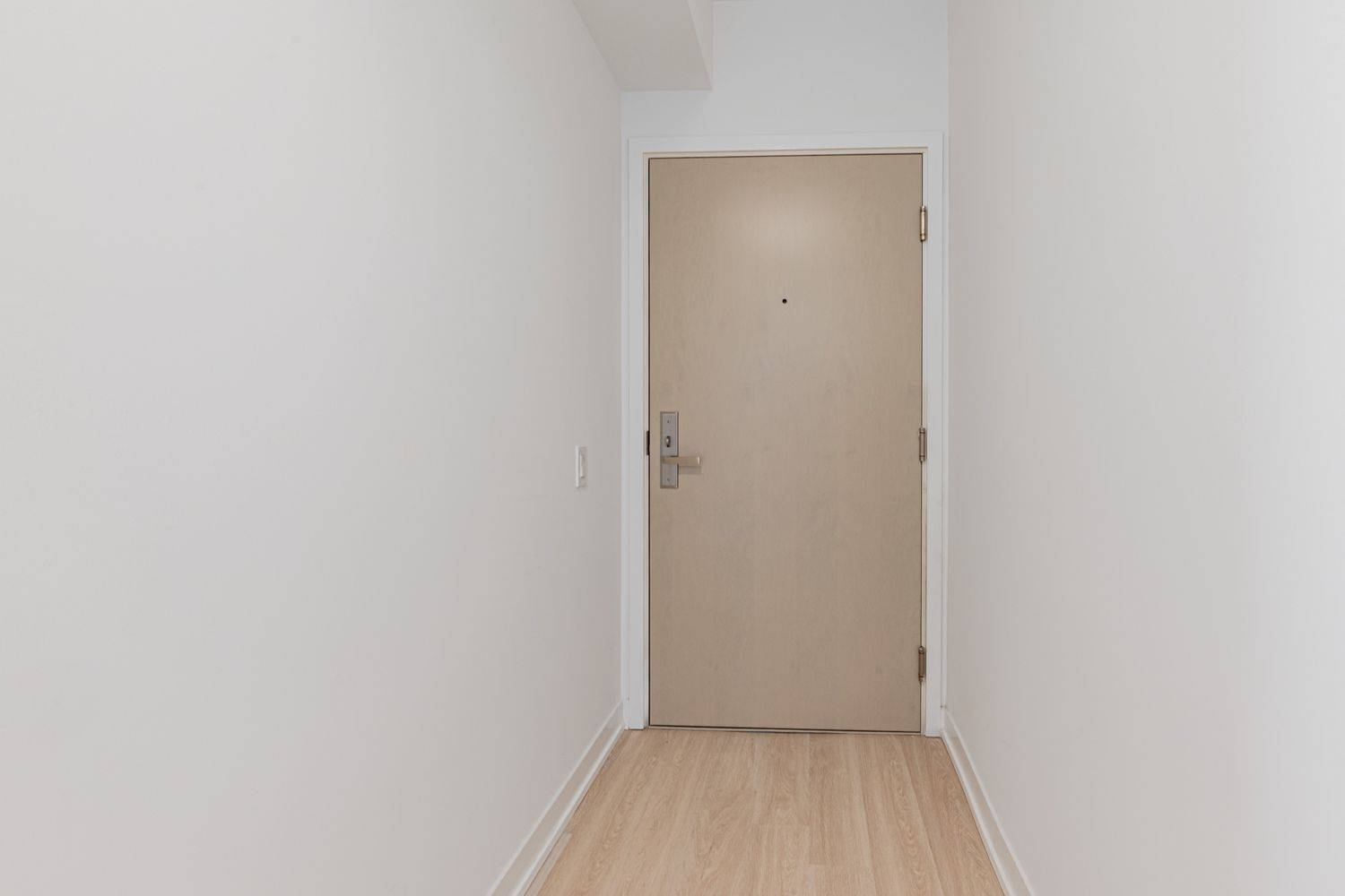 Toronto C06, ON M3H 5Y9,500 Wilson AVE #303