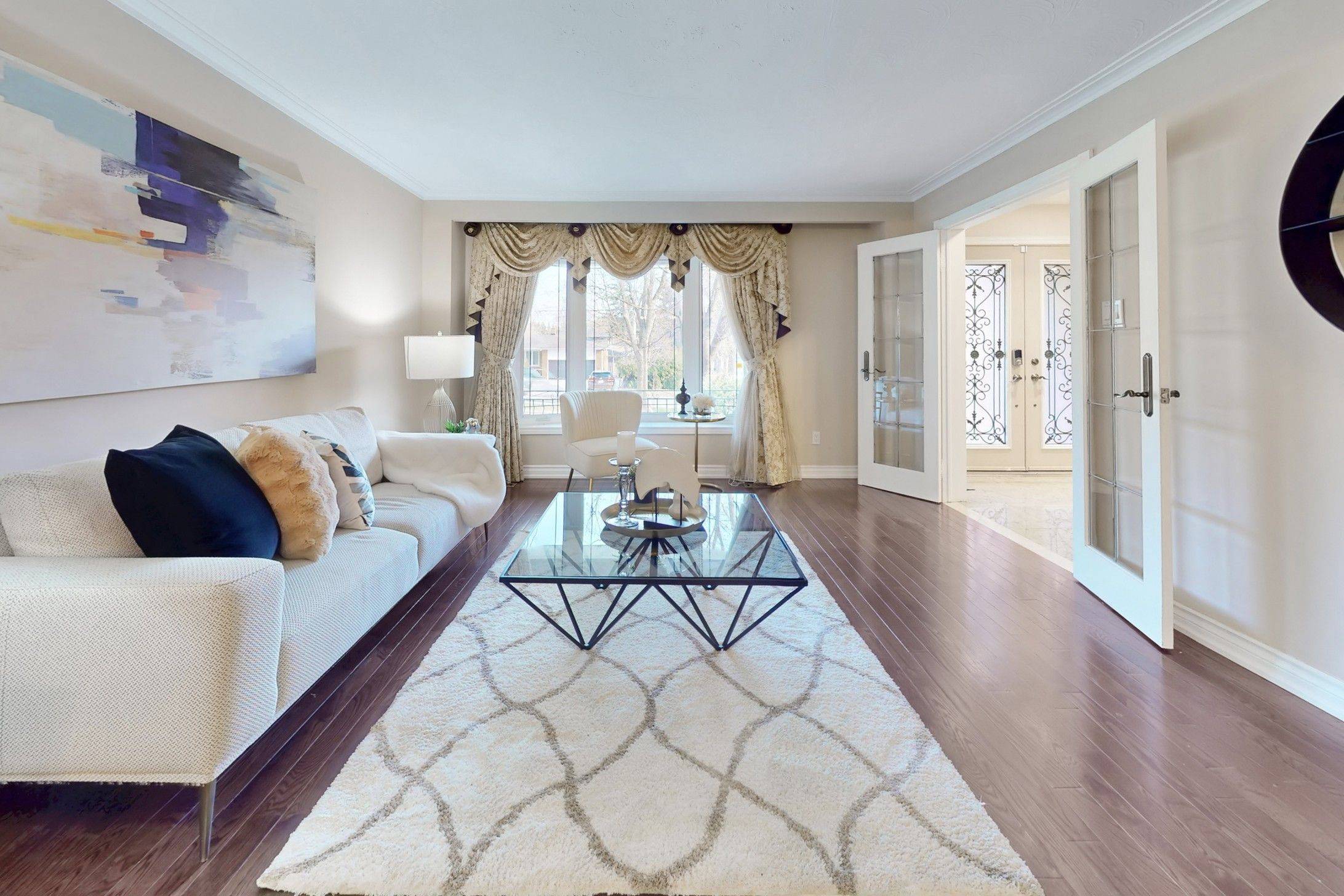 Richmond Hill, ON L4C 6X9,28A Westwood LN
