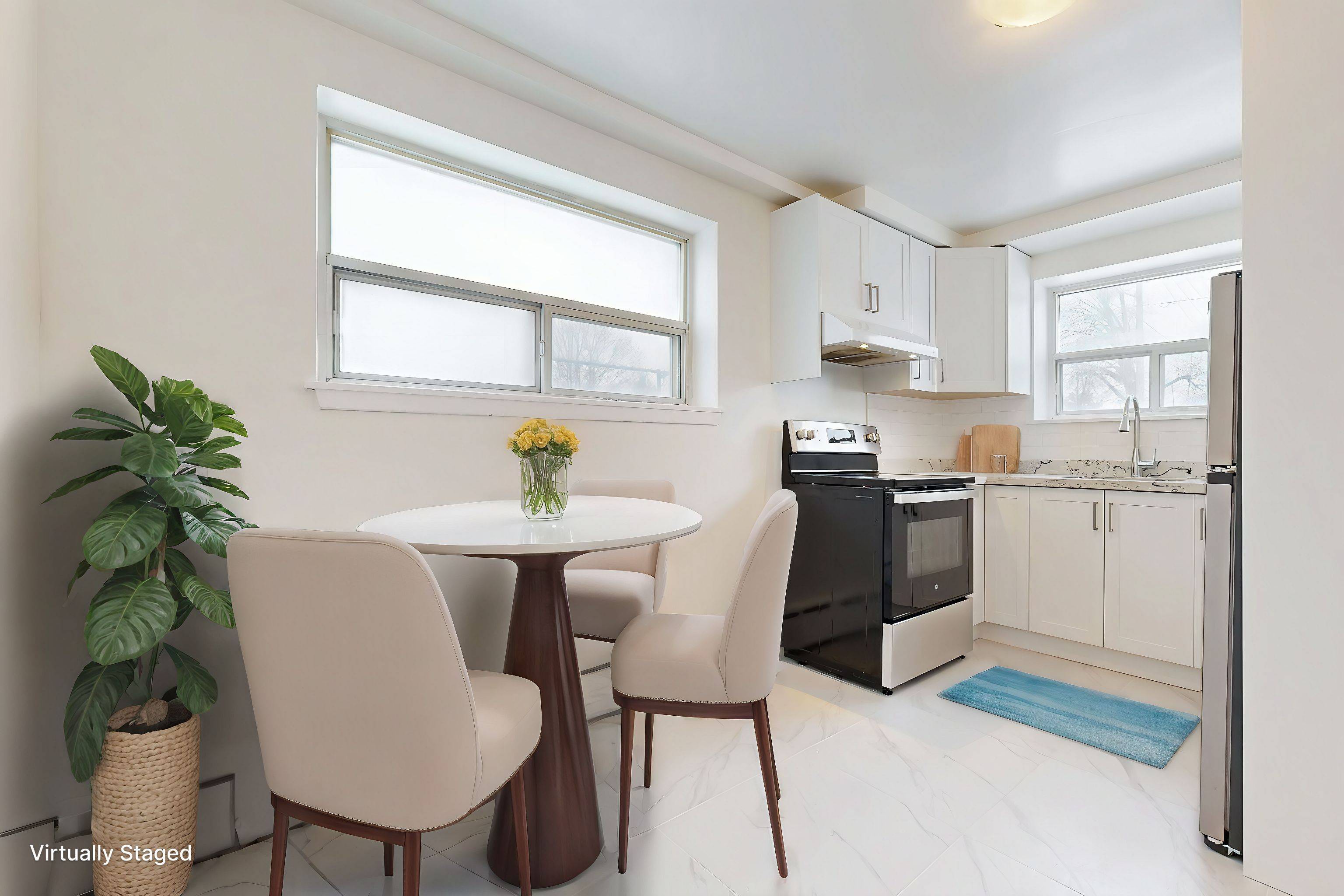 Toronto W06, ON M8W 4K2,149 Alderbrae AVE #1