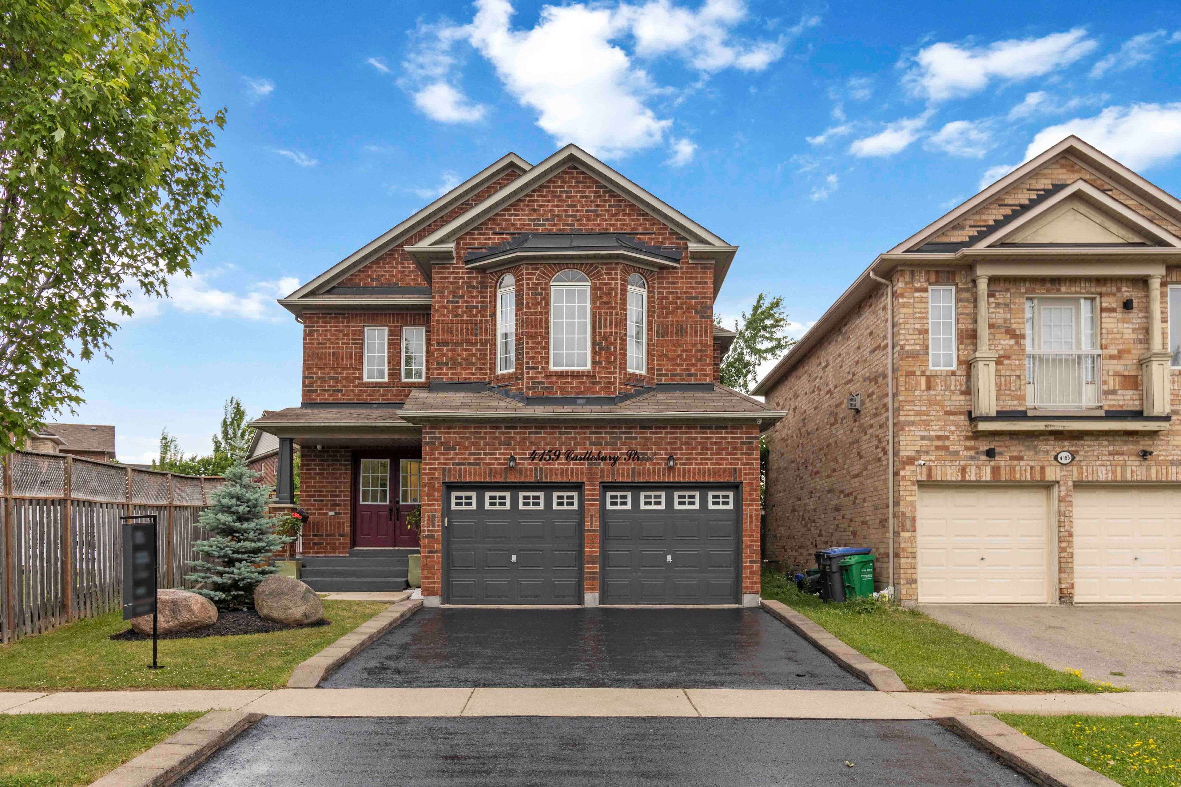 Mississauga, ON L5V 3C4,4159 Castlebury ST
