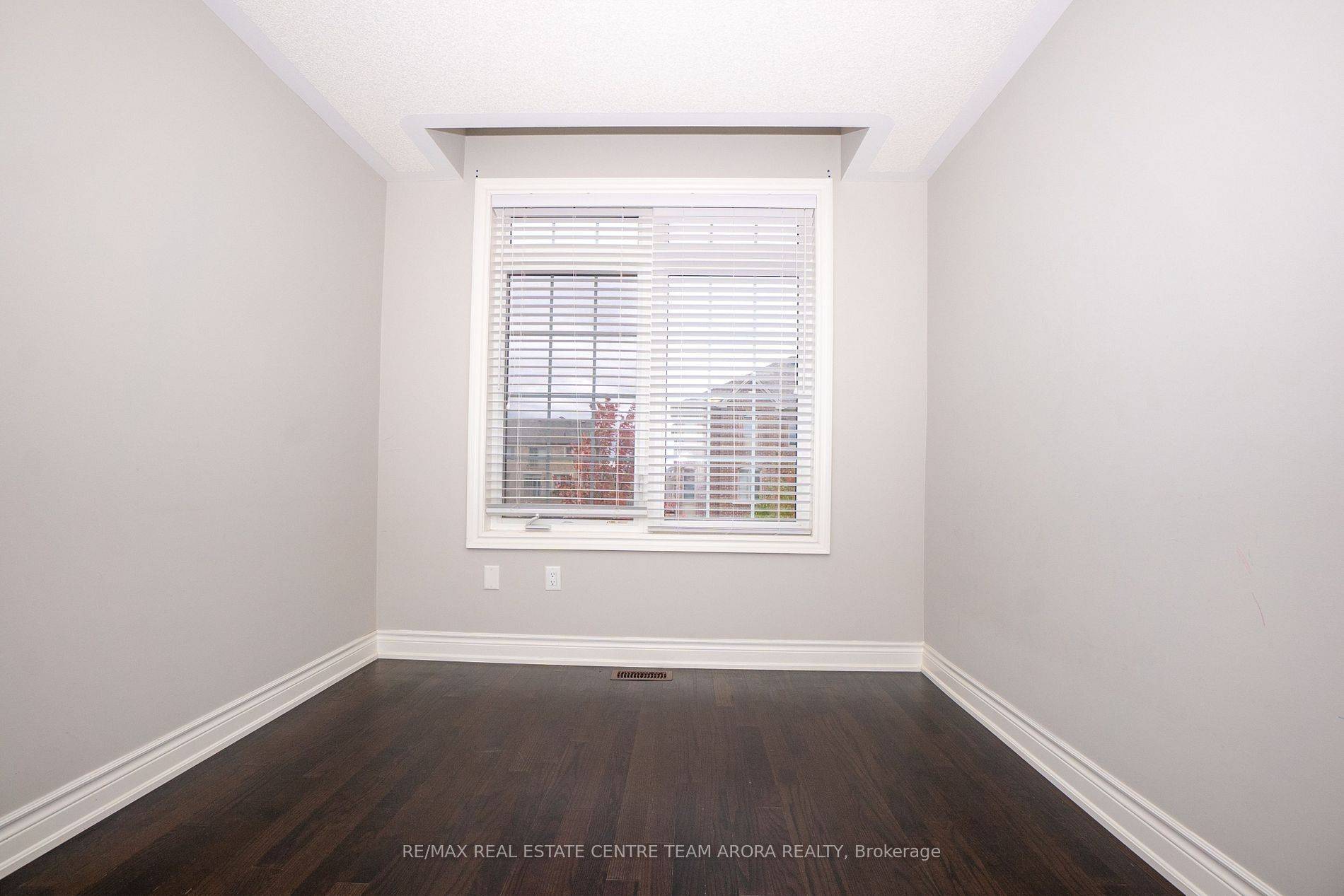 Brampton, ON L6Y 6G5,3 Brushwood DR