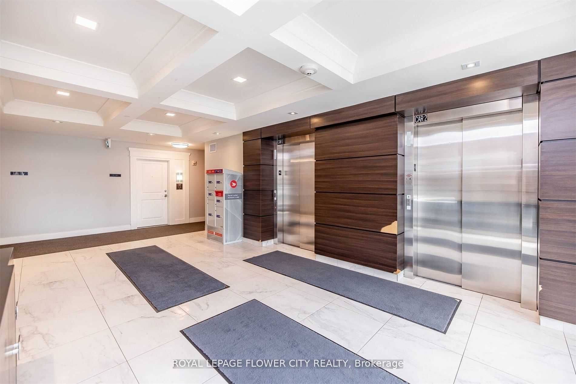 Milton, ON L9T 9A6,630 Sauve ST #404