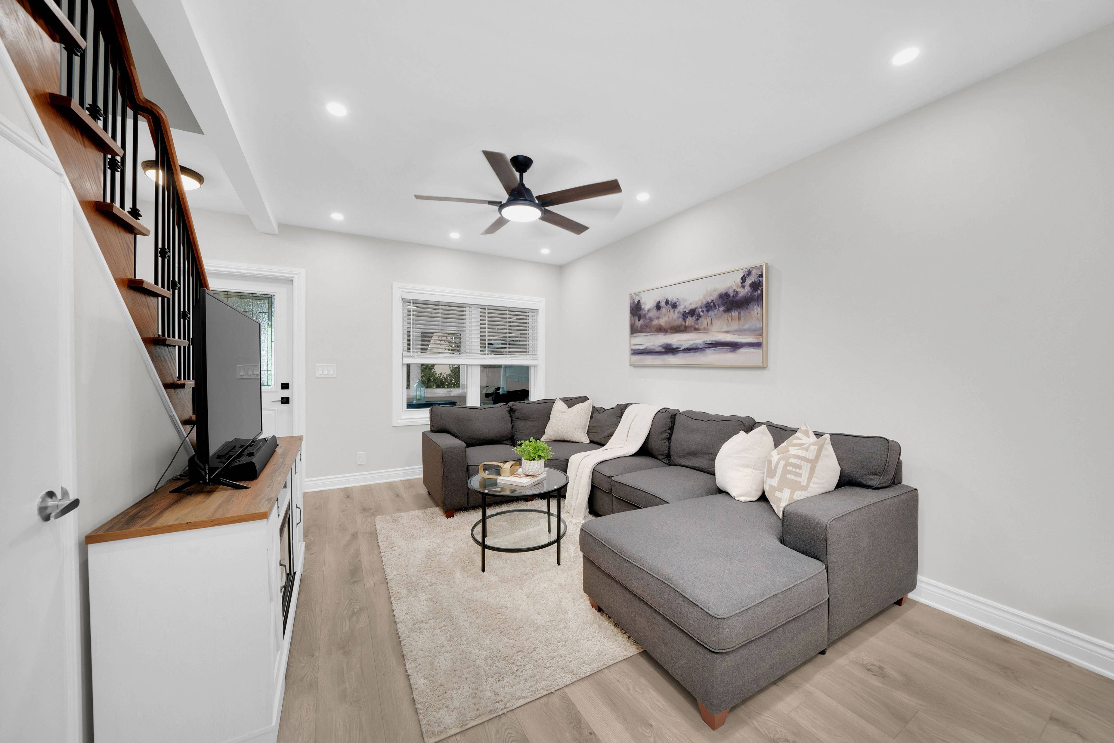 Toronto W03, ON M6N 1T3,78 PRITCHARD AVE