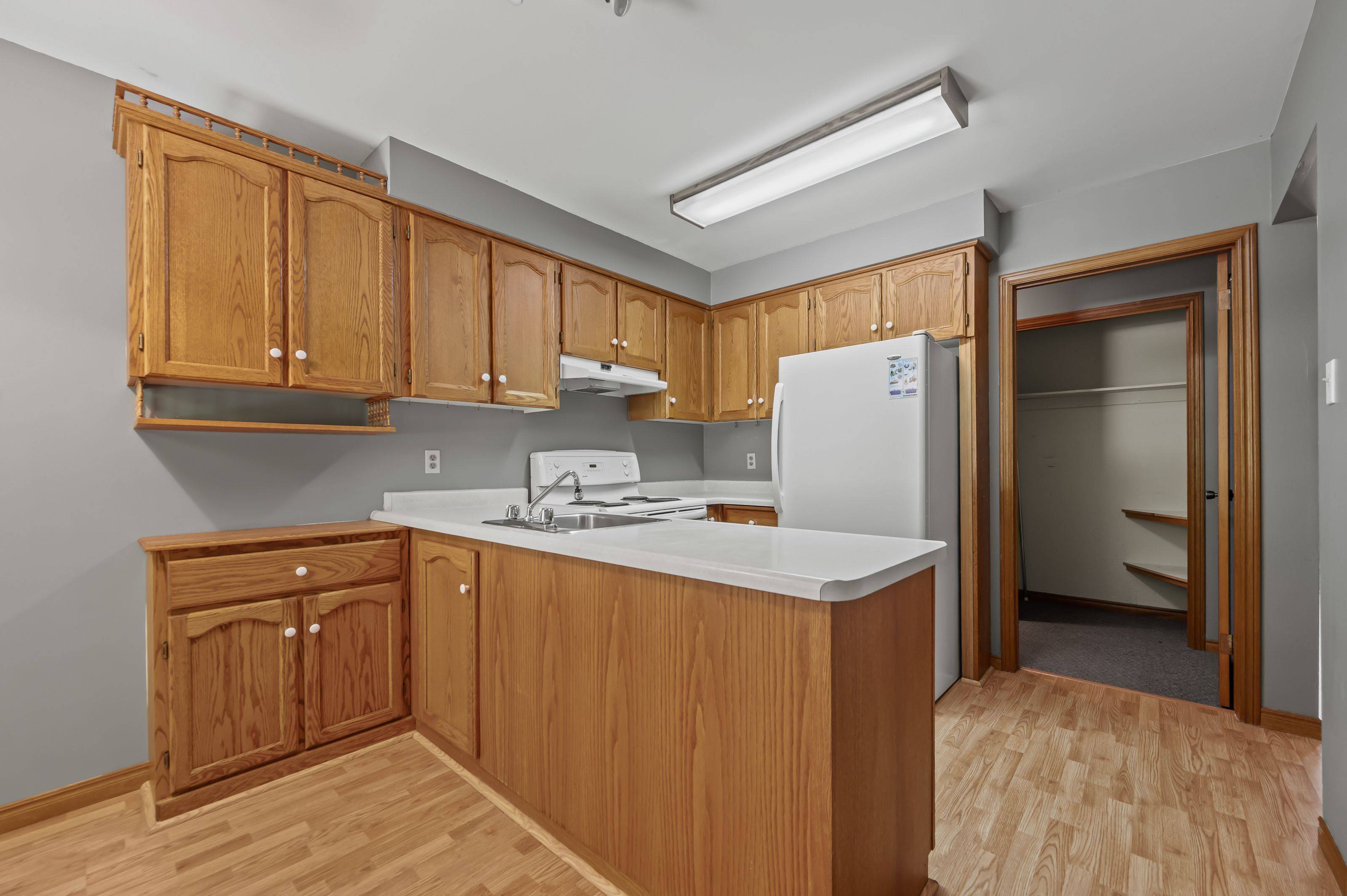 Centre Wellington, ON N0B 1S0,159 E Mill ST
