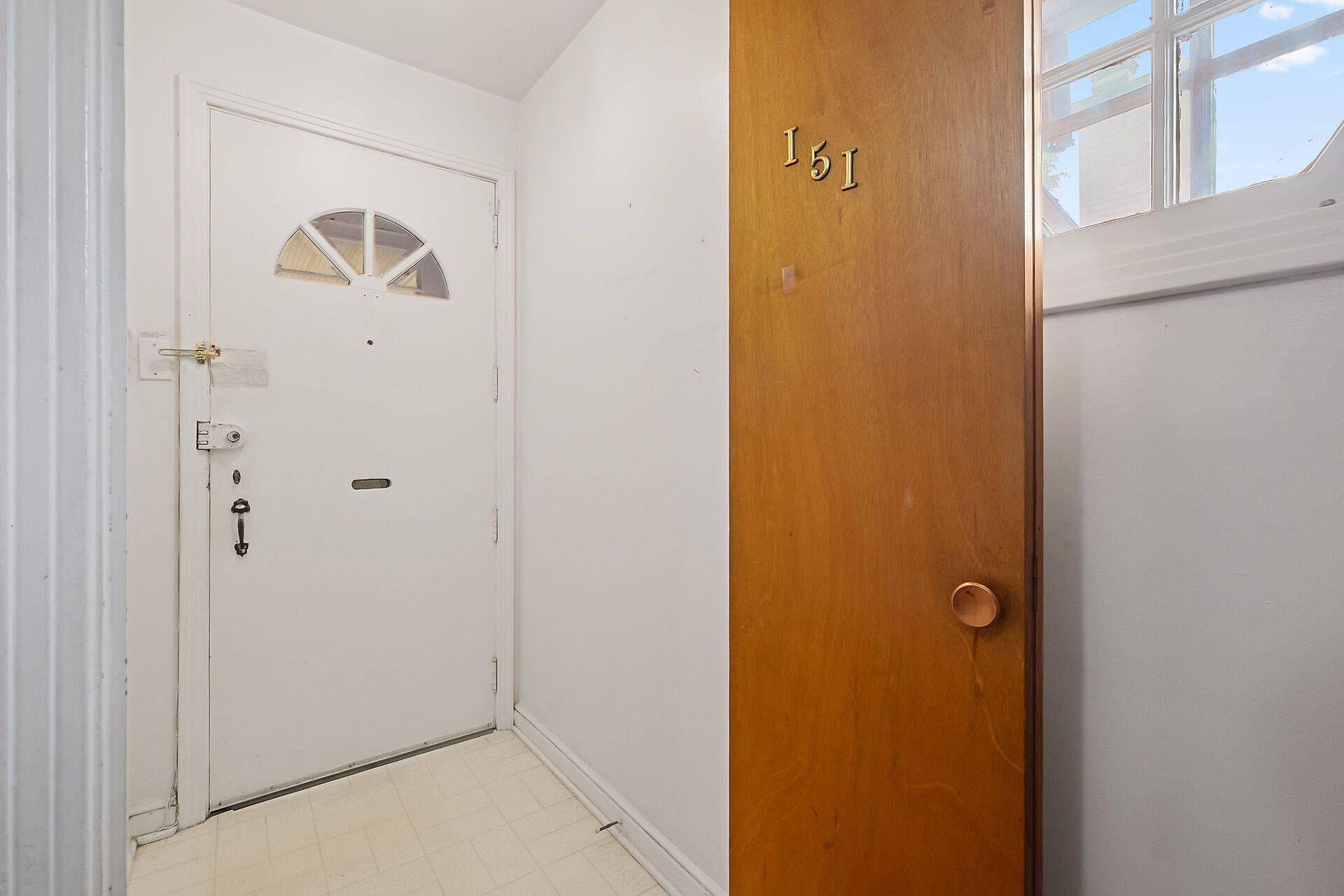 Alta Vista And Area, ON K1H 6C8,151 Fanshaw AVE