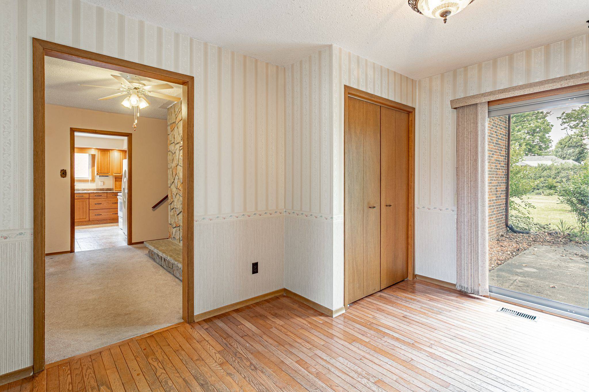 Ingersoll, ON N5C 3M3,6 Kirwin DR