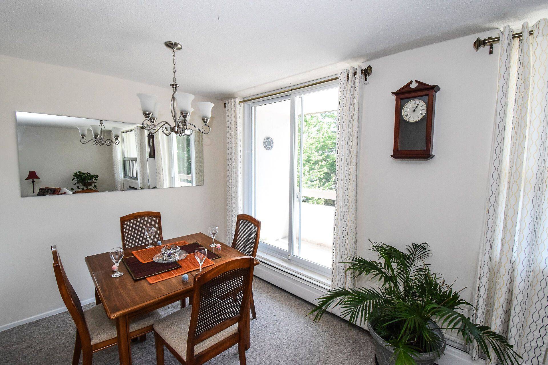St. Catharines, ON L2N 5S7,365 Geneva ST #304