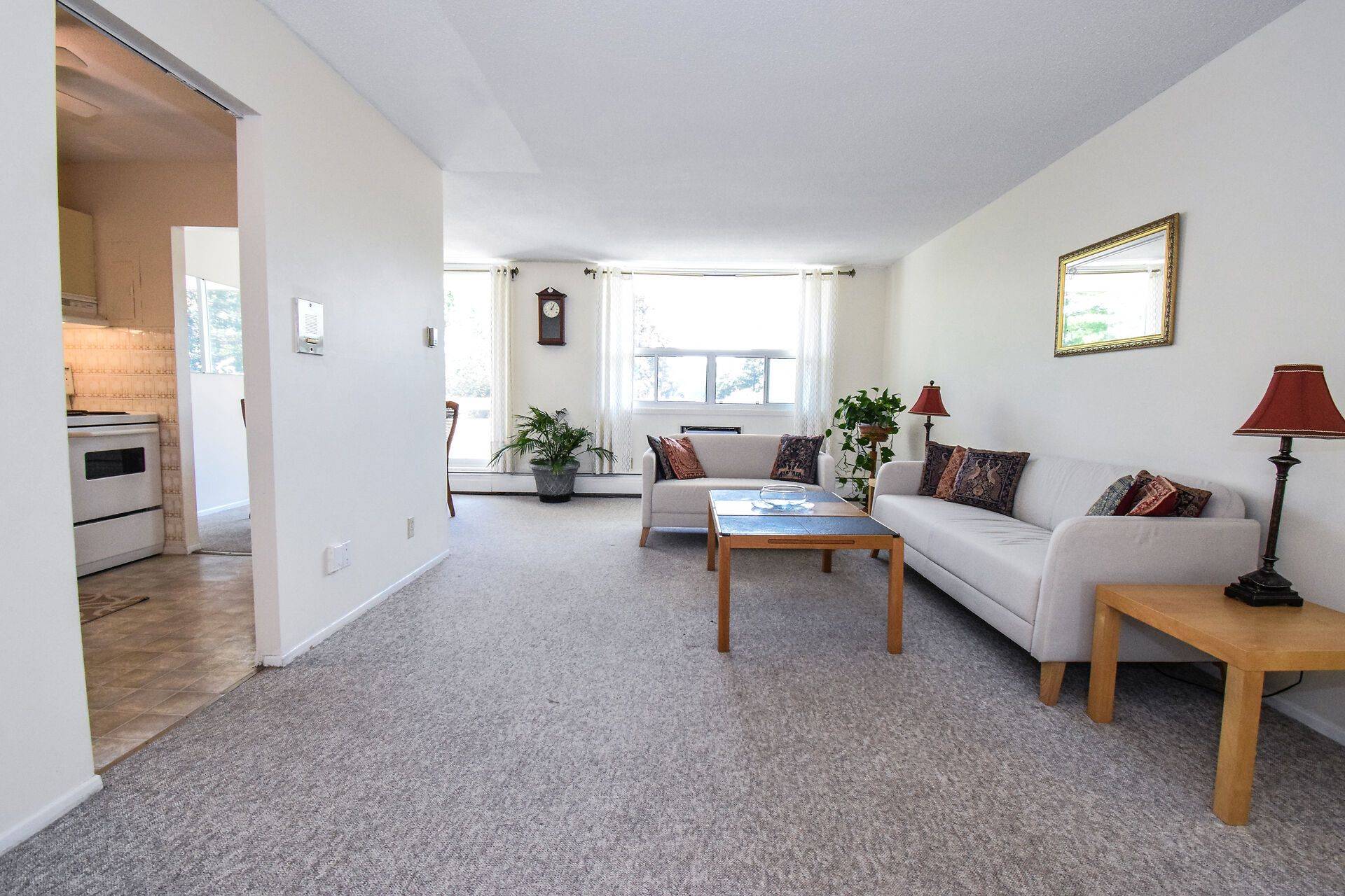 St. Catharines, ON L2N 5S7,365 Geneva ST #304