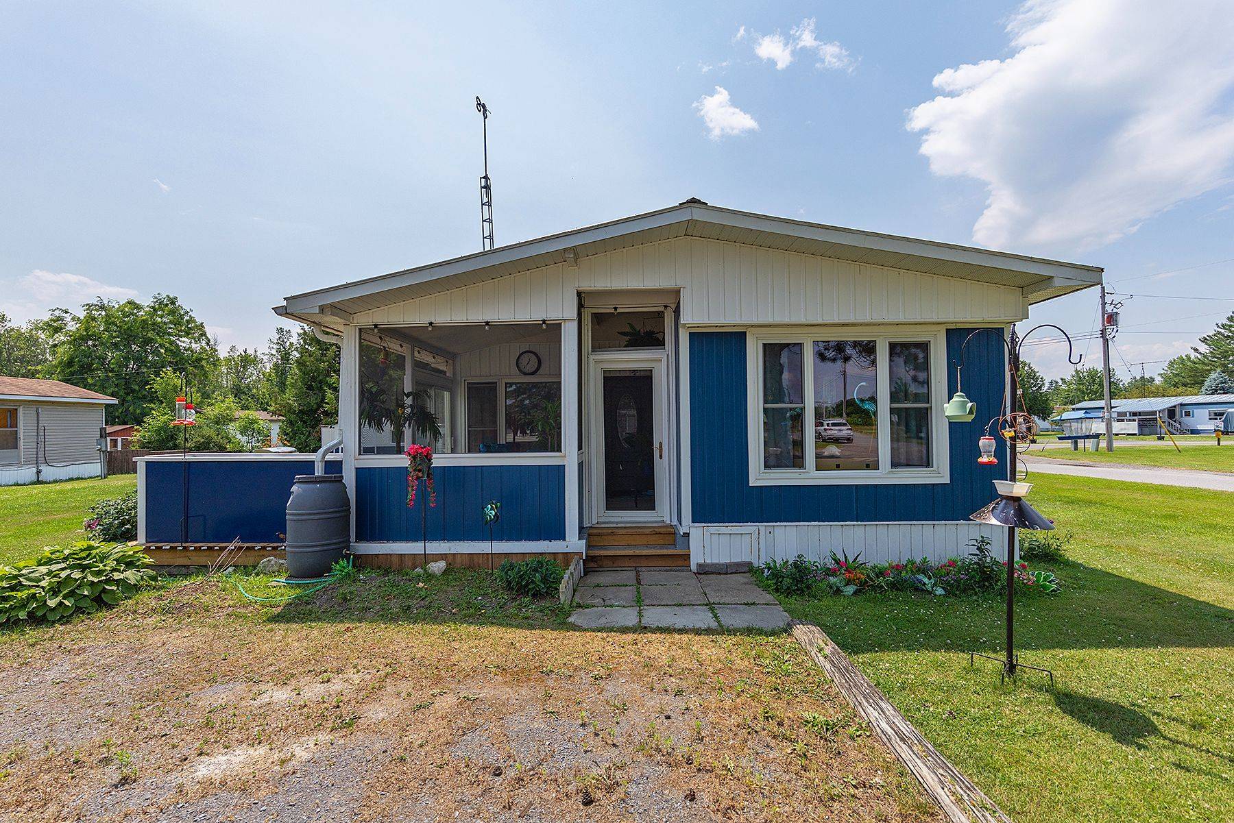 South Frontenac, ON K0K 2W0,4327 Elm ST
