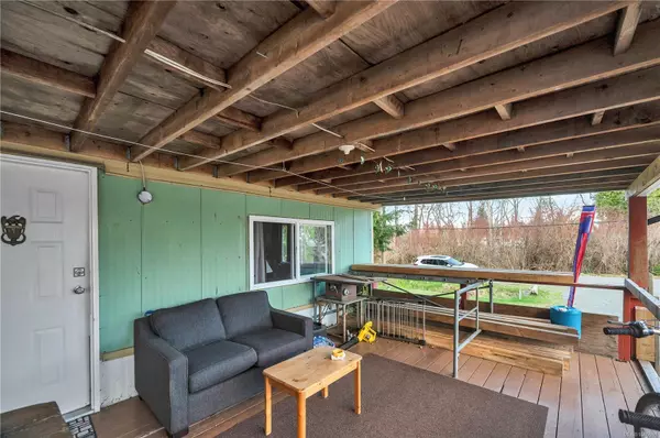 Campbell River, BC V9H 1G9,79 Lynnwood Rd
