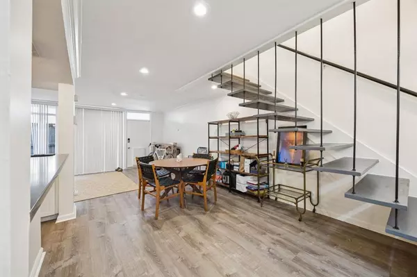 Dallas, TX 75204,3321 Cole Avenue #116
