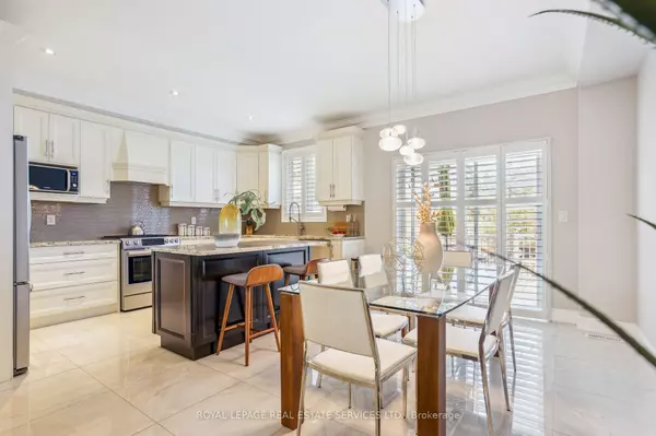 Toronto W06, ON M8W 3J3,63 Long Branch AVE