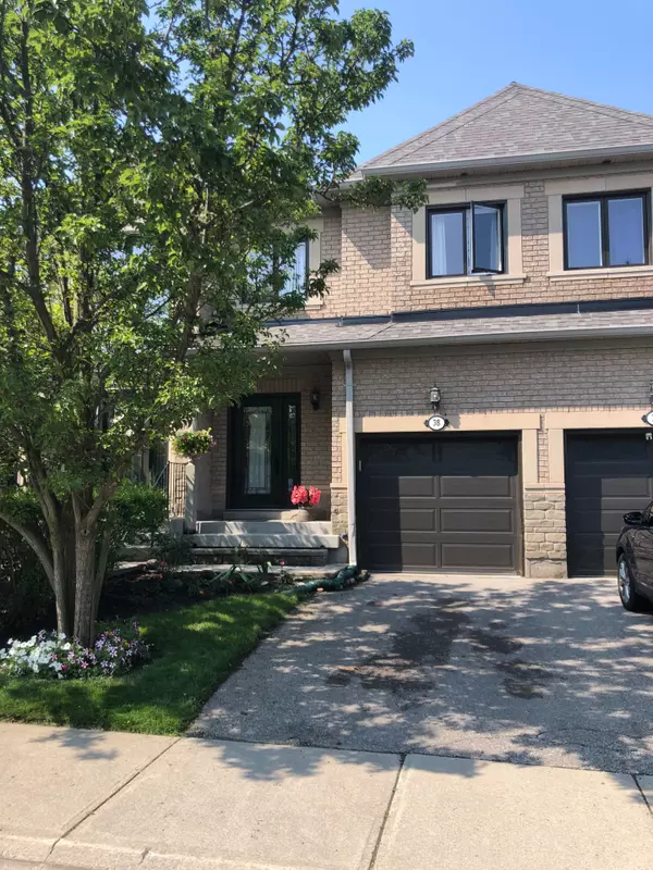 2250 Rockingham DR #38, Oakville, ON L6H 6J3