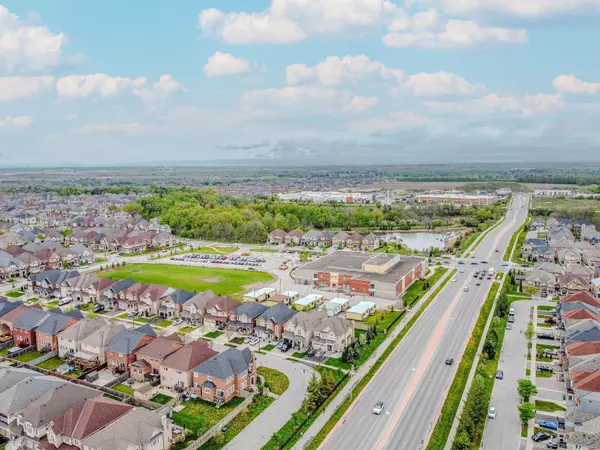 Brampton, ON L6X 3B4,15 Orangeblossom TRL #Upper