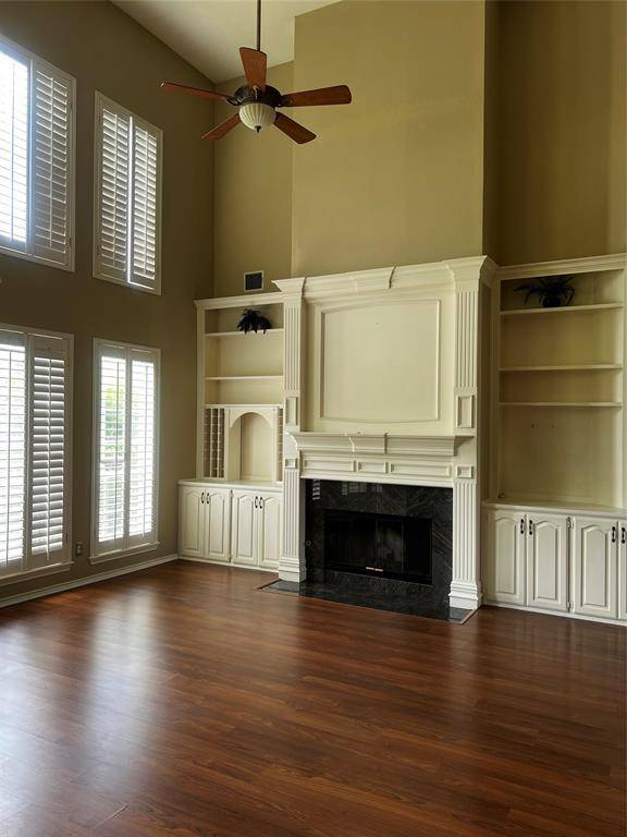 Irving, TX 75063,418 Old York Road
