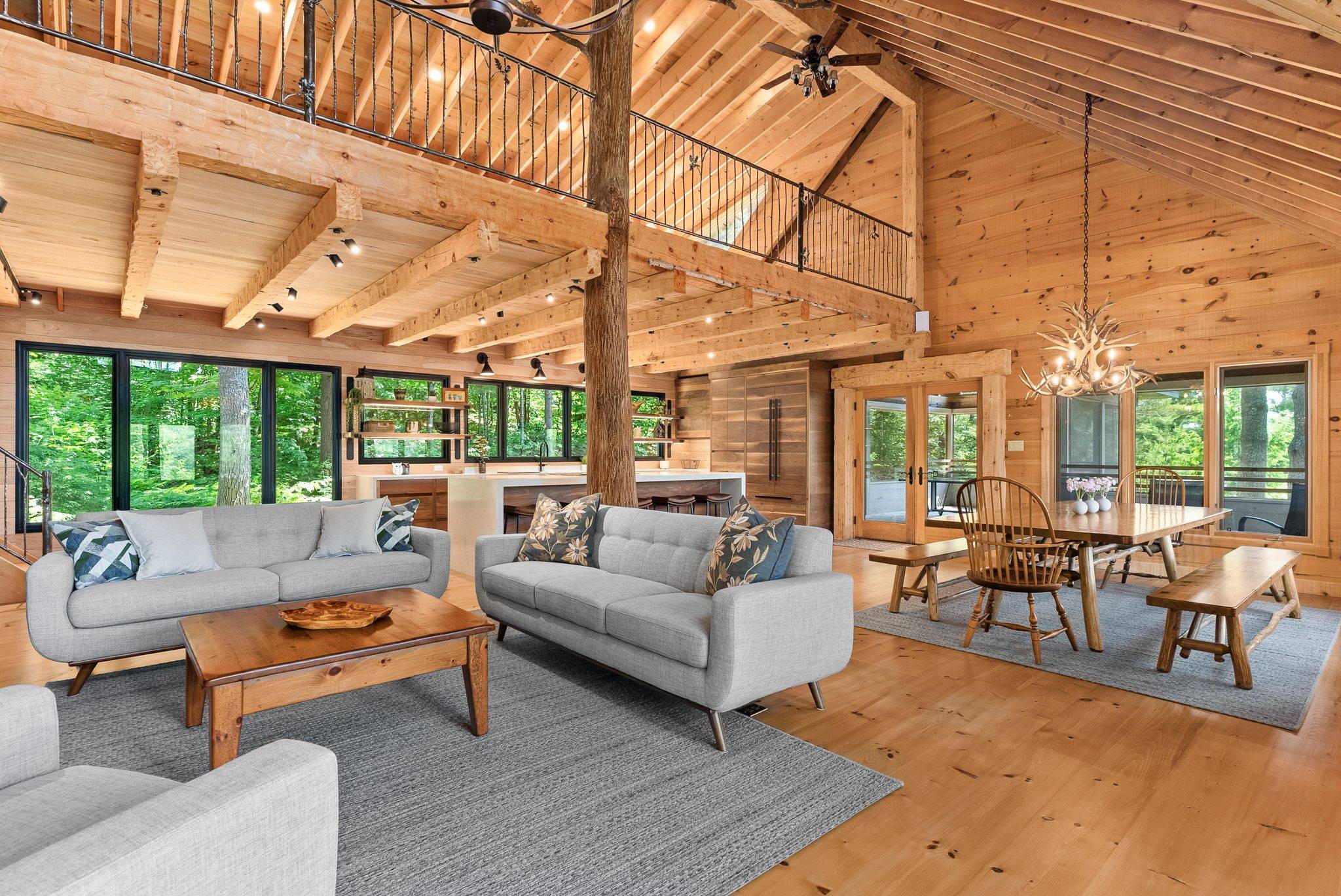 Muskoka Lakes, ON P0B 1M0,1 SL 19 ROBERTS IS