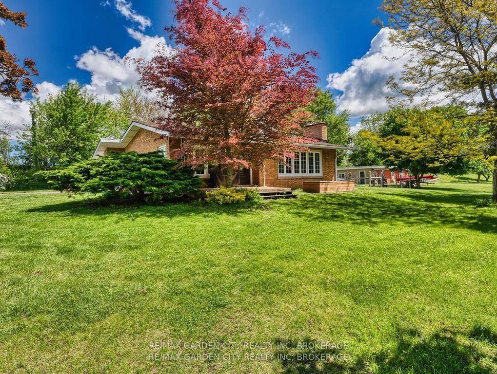 Pelham, ON L0S 1C0,1519 Effingham ST