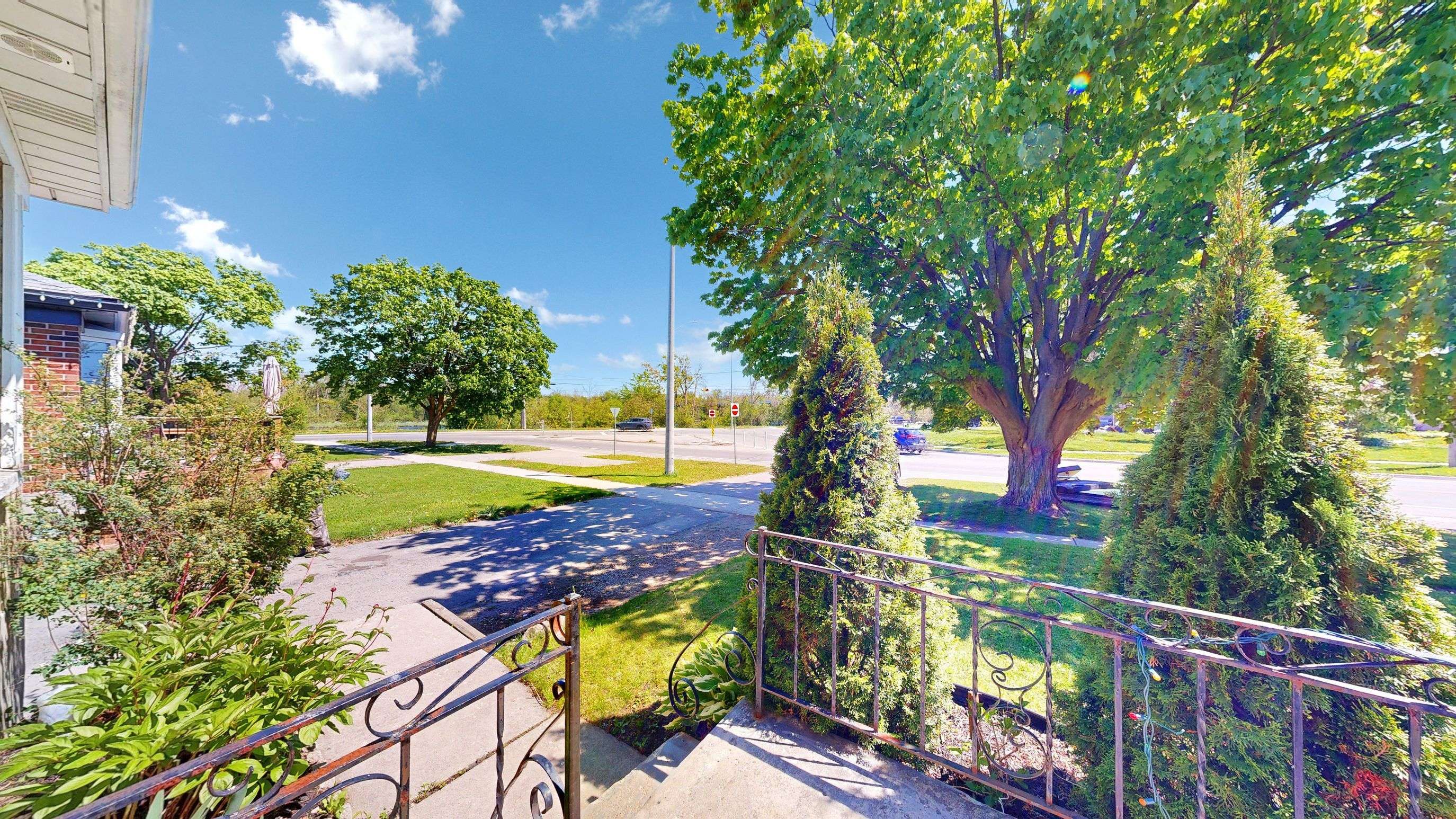 Peterborough South, ON K9J 3W7,616 Crawford DR
