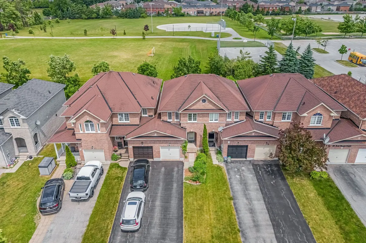 Barrie, ON L4M 0C6,32 Arch Brown CT