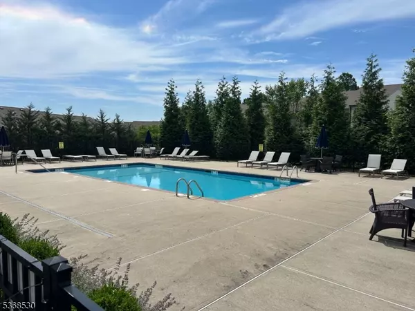Randolph Twp., NJ 07869,5 Albert Ct