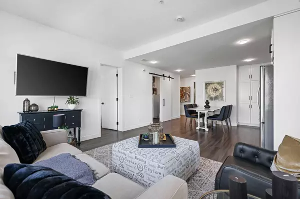 Calgary, AB T3P 1M5,350 Livingston Common NE #1215