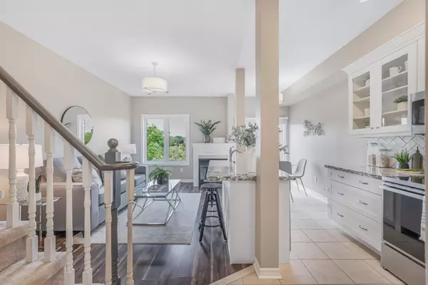 Barrie, ON L4M 0C6,32 Arch Brown CT