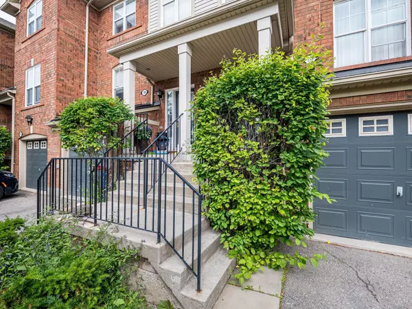 Mississauga, ON L5V 2Y5,5980 Whitehorn AVE #117