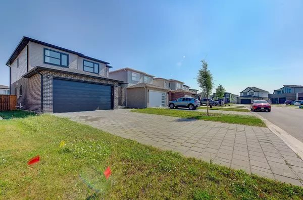 London North, ON N6G 2S7,3006 Heardcreek TRL