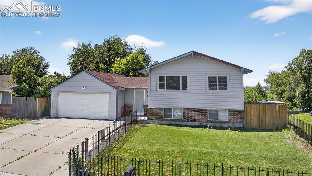 4355 W Eastcrest CIR, Colorado Springs, CO 80916