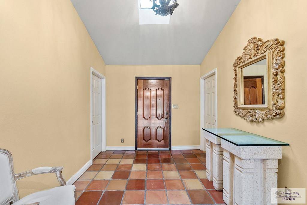 Harlingen, TX 78550,3206 MERION CT.