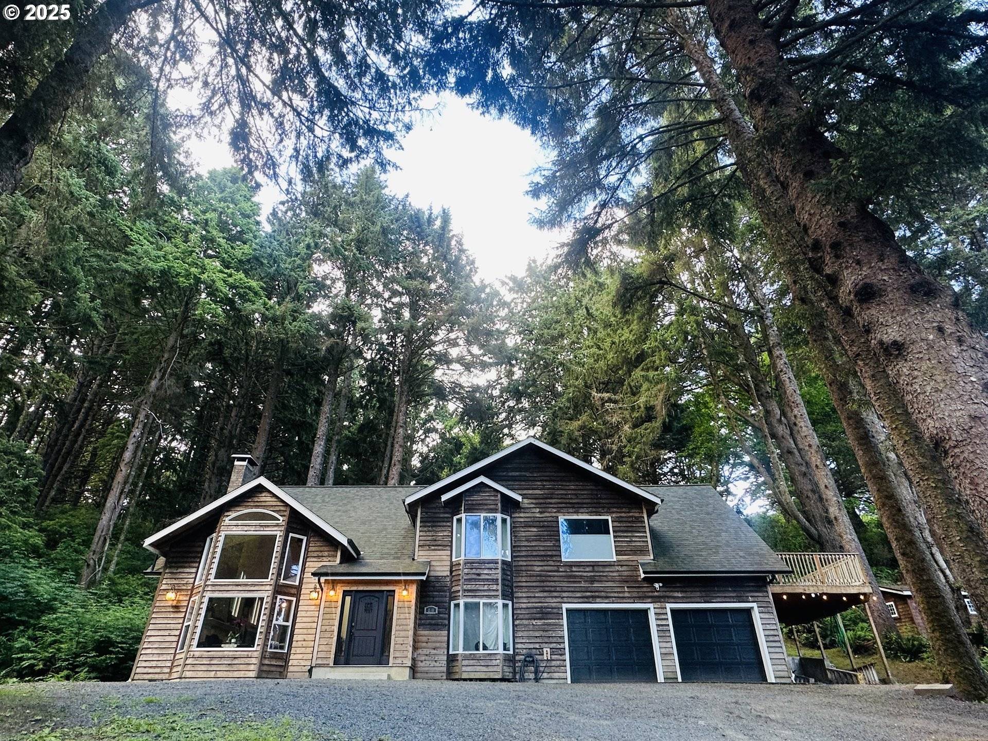 131 ARBOR LN, Cannon Beach, OR 97110