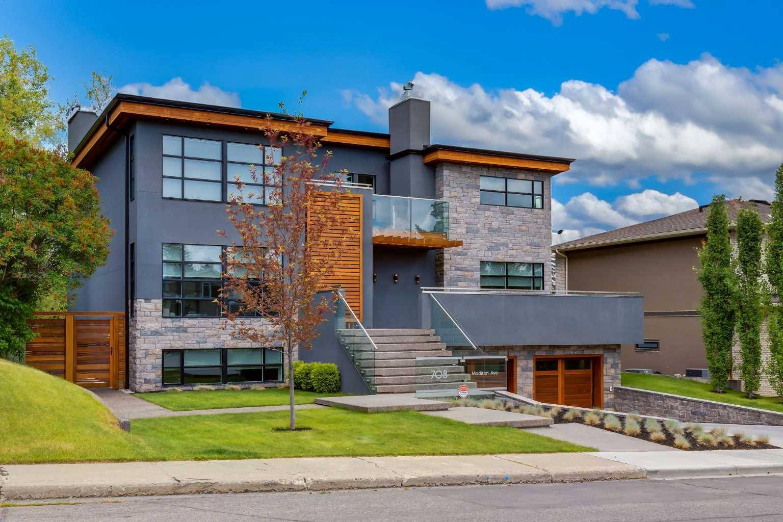 Calgary, AB T2S 1K3,708 Madison AVE SW