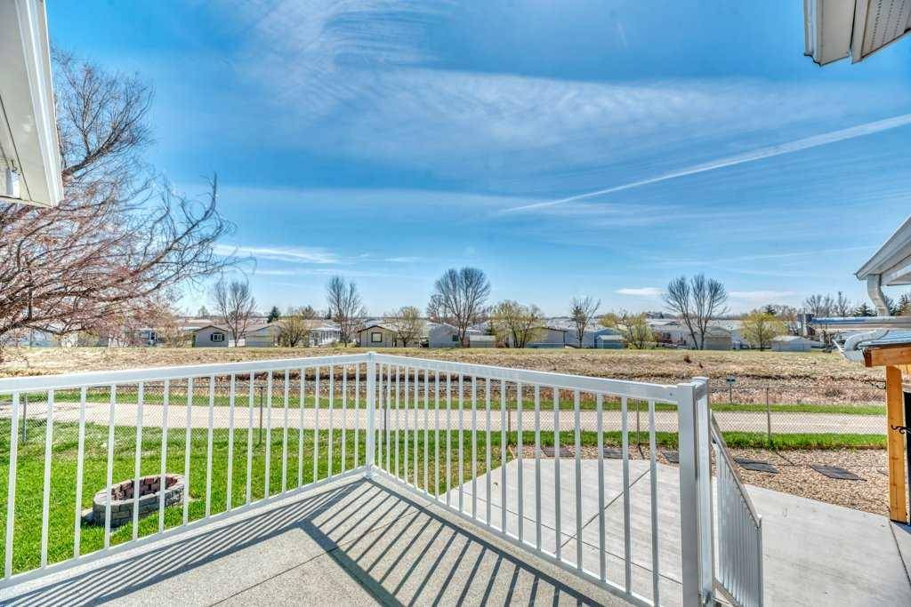Strathmore, AB T1P 1C2,1 Centre ST