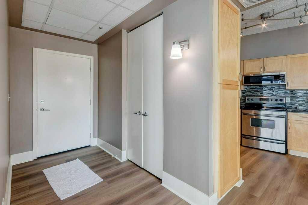 Calgary, AB T2P 0A9,205 Riverfront AVE Southwest #701