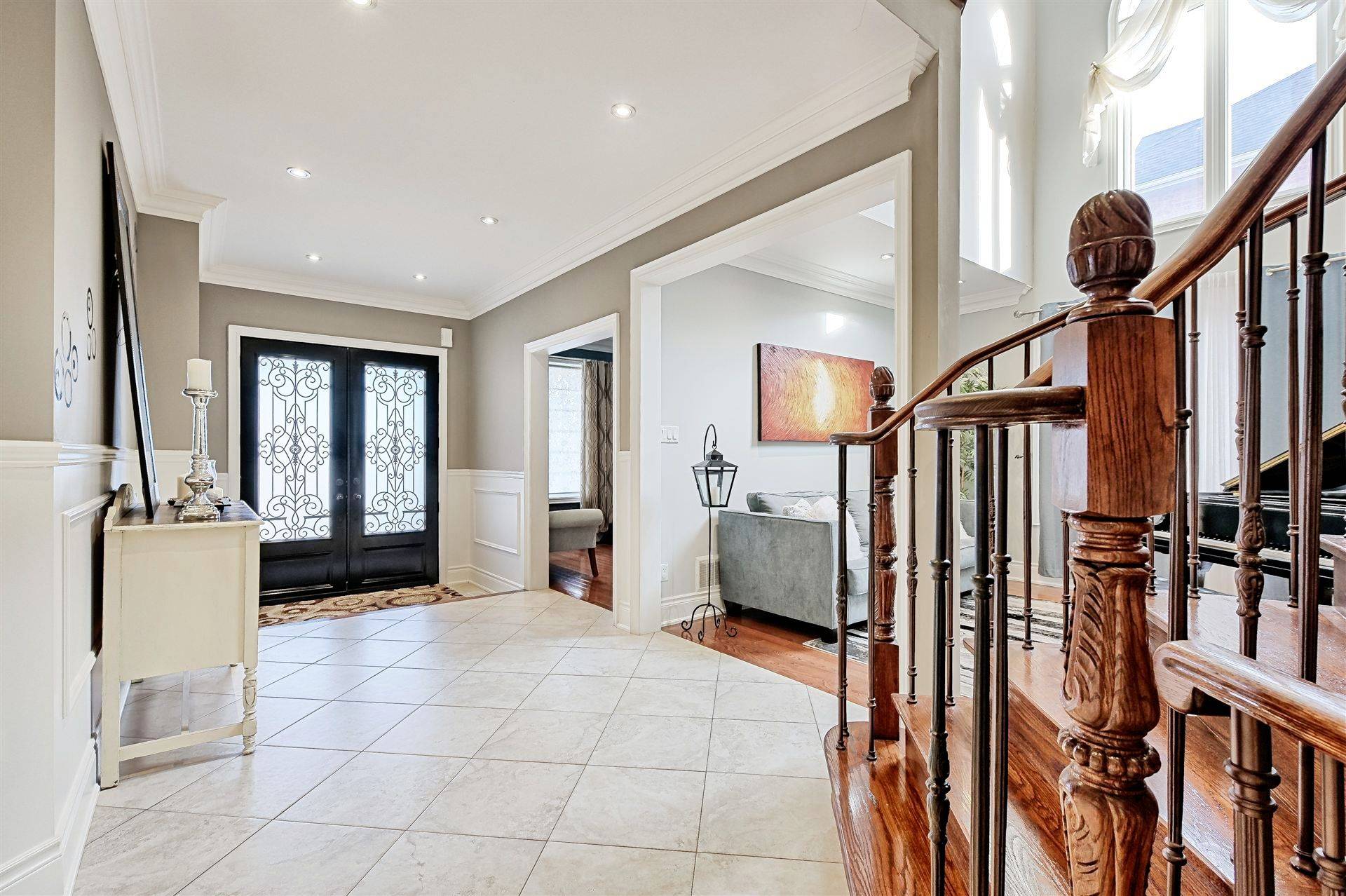 Pickering, ON L1V 7G2,1799 Grayabbey CT