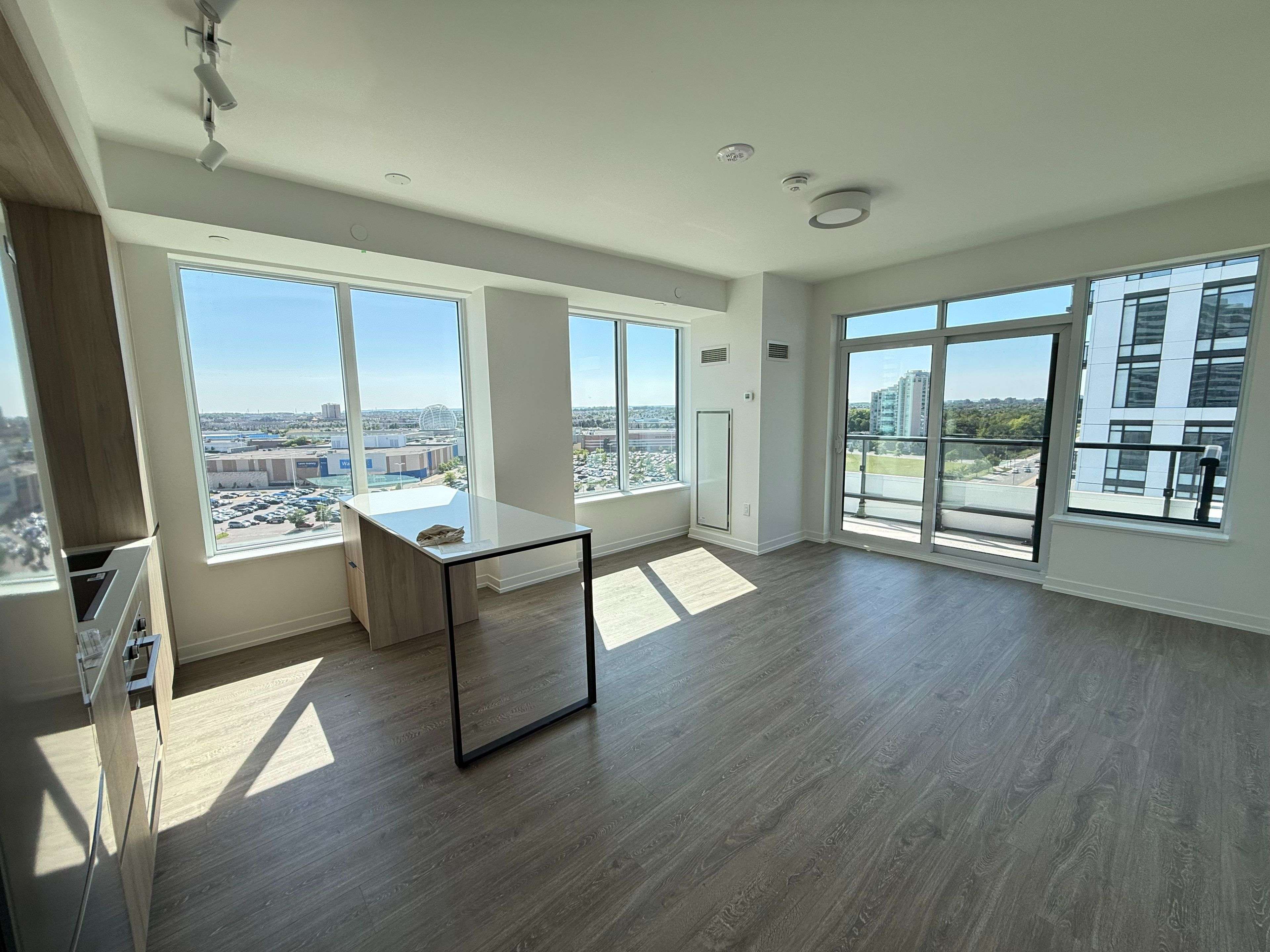 Mississauga, ON L5M 2T1,2485 Eglinton AVE W #1203